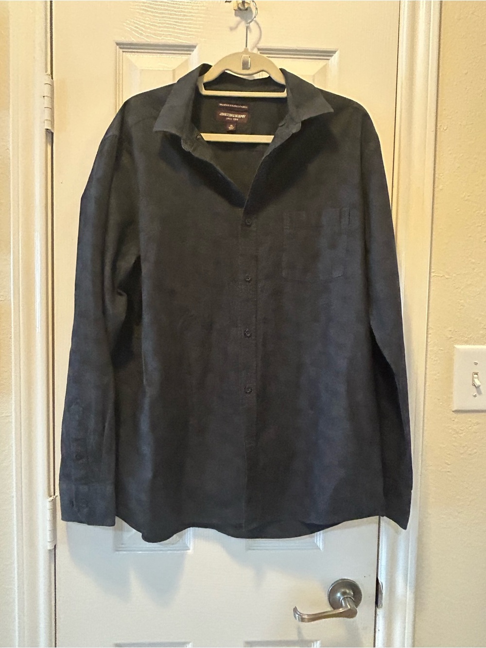 Johnston & Murphy Men's Dark Charcoal Button-Up Shirt with Skull Embellishment